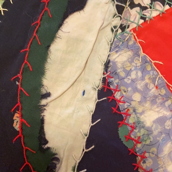 OLD ANTIQUE VINTAGE Crazy Quilt Pieced Farmhouse - Picture 15 of 16